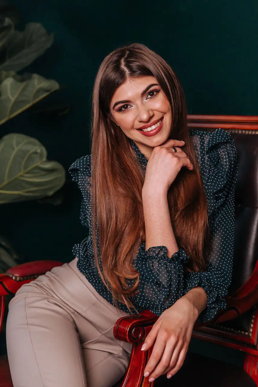 Kateryna was born in Ukraine and began her academic path at university, studying Customs Management
