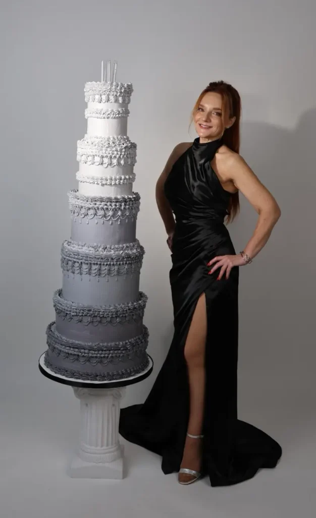 And during that time, I am also no longer looking at the cake but at their reaction