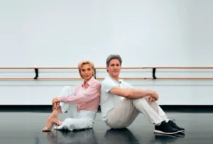 Oksana began studying ballet at age eight at the School of Classical Ballet in Moscow,